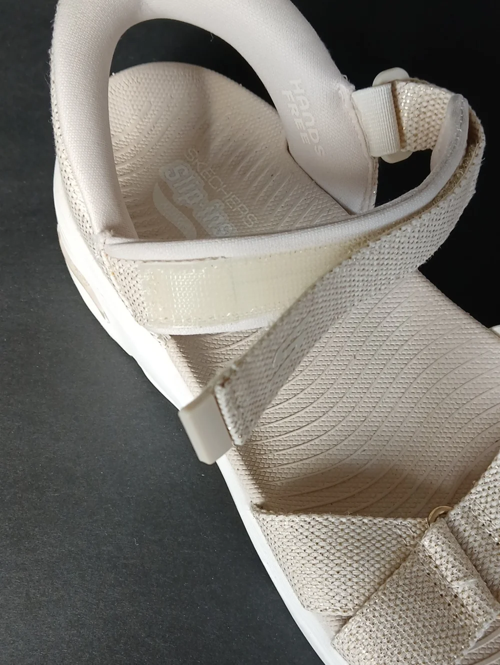 Sketchers Slip Ins Sandals Size 8